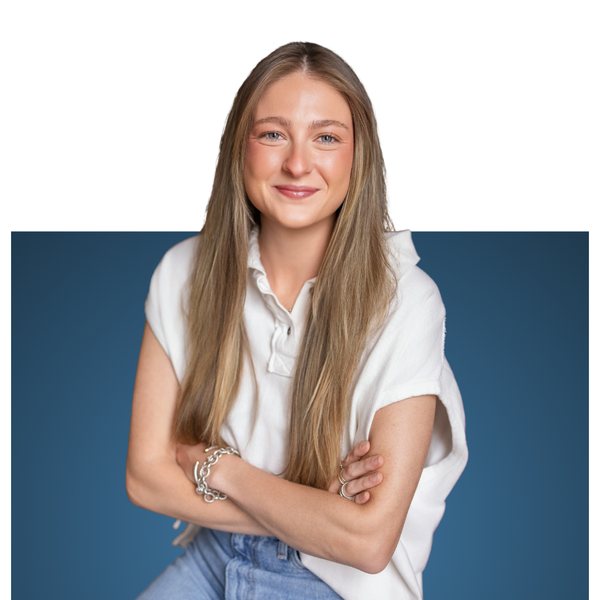 Maddie N., Social Media Manager